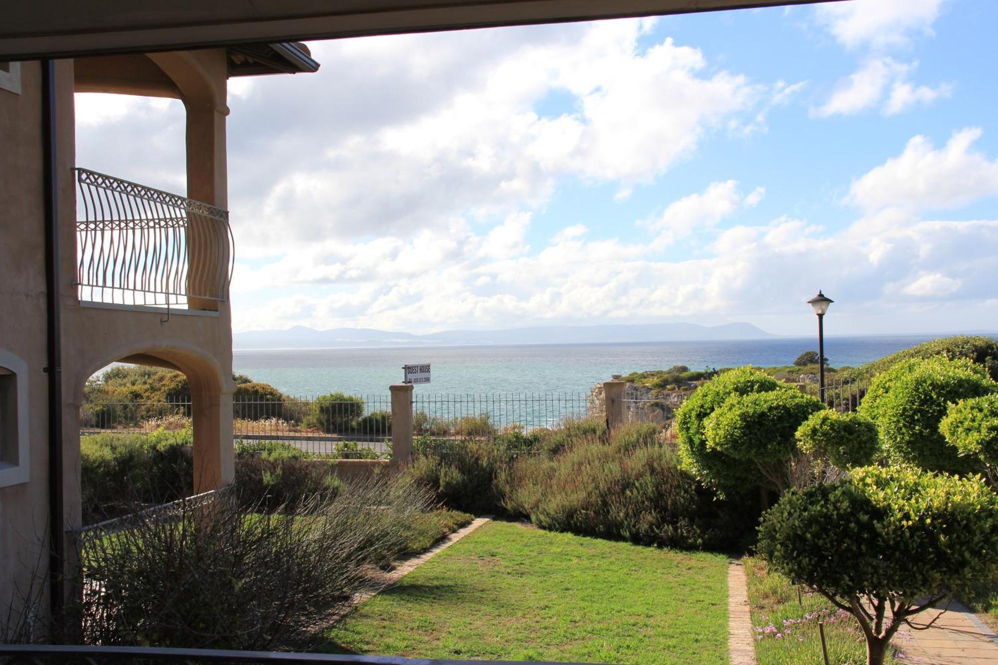 Casa de hóspedes On The Cliff Hermanus