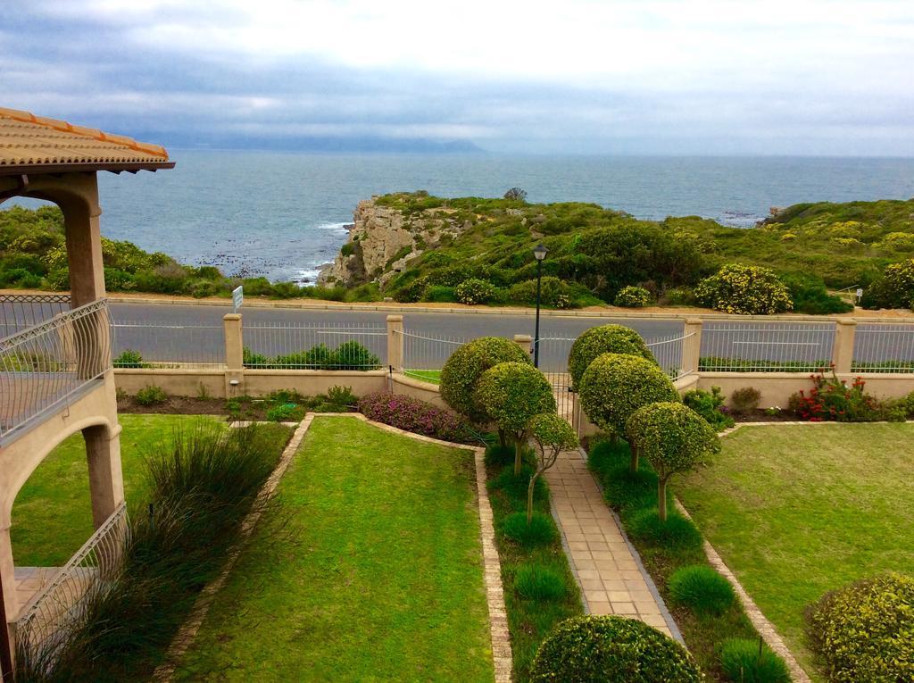 On The Cliff Casa de hóspedes